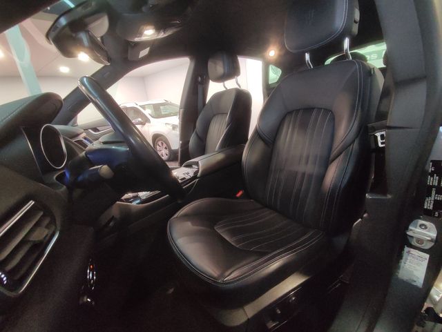 Maserati Levante V6 275 HP D AWD