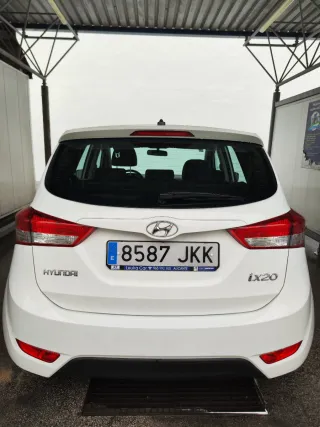Hyundai ix20 8.600KM!