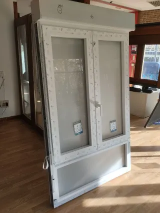 Ventana PVC Deceuninck Elegant.