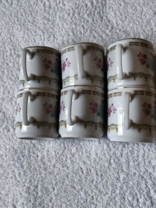 JUEGO CAFÉ 6 TAZAS + 6 PLATOS PORCELANA FLORES