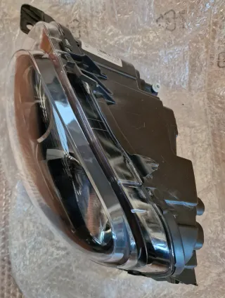 Faro Izquierdo C3 Aircross