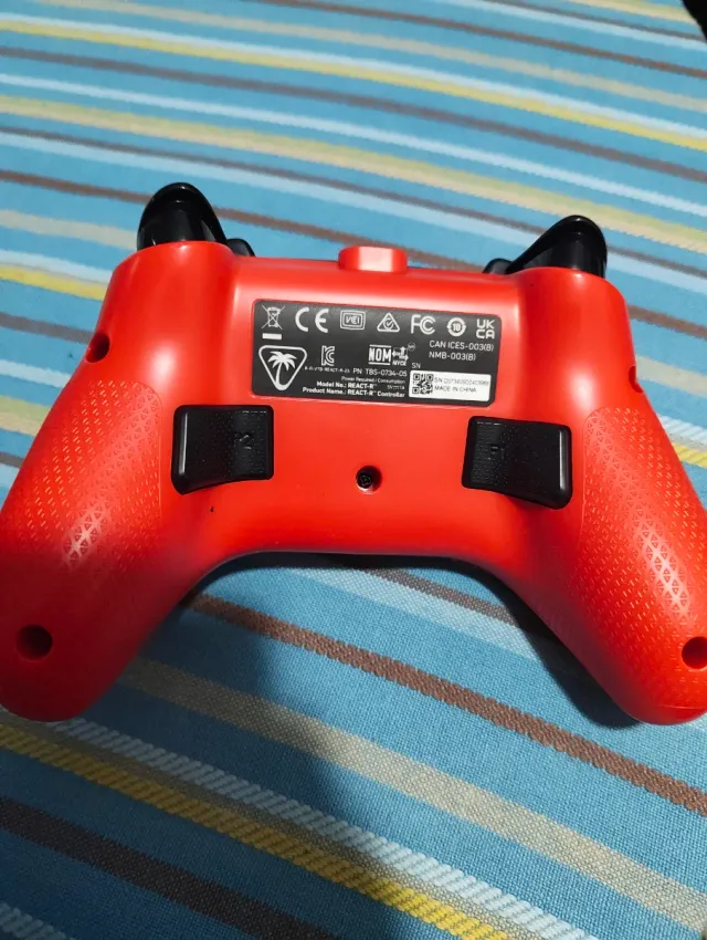 Xbox Series S Bianca e Mando Rosso