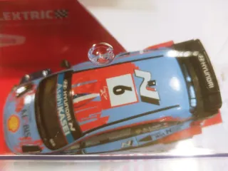 Scalextric Hyundai i20 WRC S. Loeb