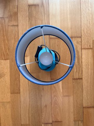 Candeeiro de mesa azul