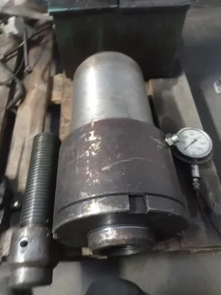 Grupo Hidráulico y Pistón 100 Toneladas