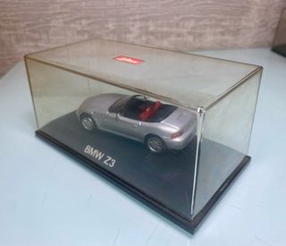 Maqueta coche BMW Z3 Cabrio de Schuco