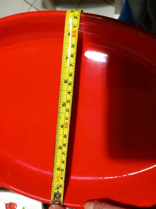 Vassoio rosso con 6 ciotoline decorate