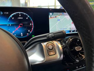 Mercedes-Benz GLB 180d 2021