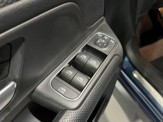 Mercedes-Benz GLB 180d 2021