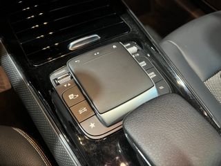 Mercedes-Benz GLB 180d 2021