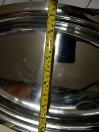 Portapesce ovale in metallo con manici