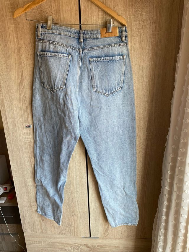 Vaqueros Mum Stradivarius Perlas Talla M