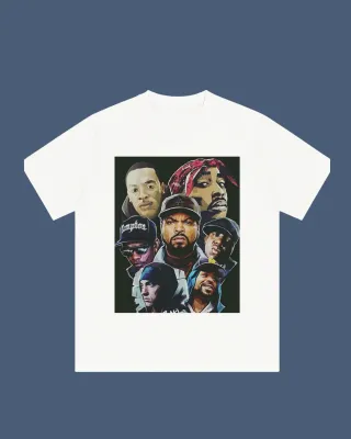 Camiseta Negra con Estampado de Leyendas Hip Hop