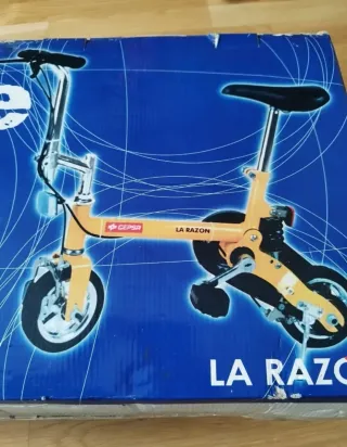 Bicicleta plegable CEPSA nueva en la caja