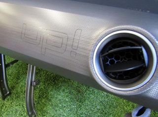 94109 salpicadero 1s1857002 volkswagen up! (122)