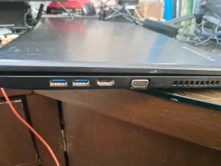 Portátil Toshiba Negro