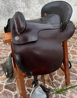 Montura de caballo de cuero