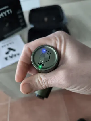 Mini pistola de masaje MYTI