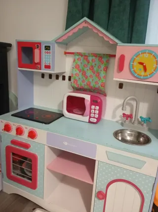 Cocinita niños muy colorida