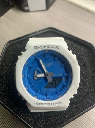 Reloj G-Shock Blanco Esfera Azul