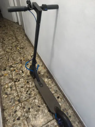 Patinete Eléctrico Xiaomi Negro/Azul