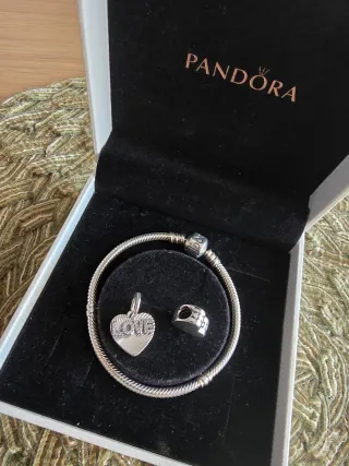 Pulsera Pandora Plata Original con 2 Charms