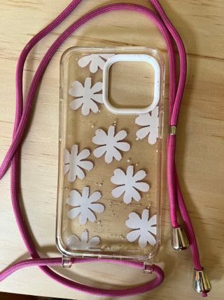 Funda iPhone 13 Pro Flores y Colgante