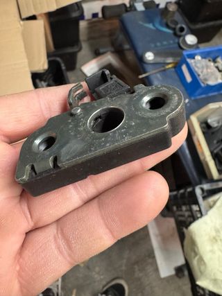 Cerradura Asiento Yamaha Aerox/Neos