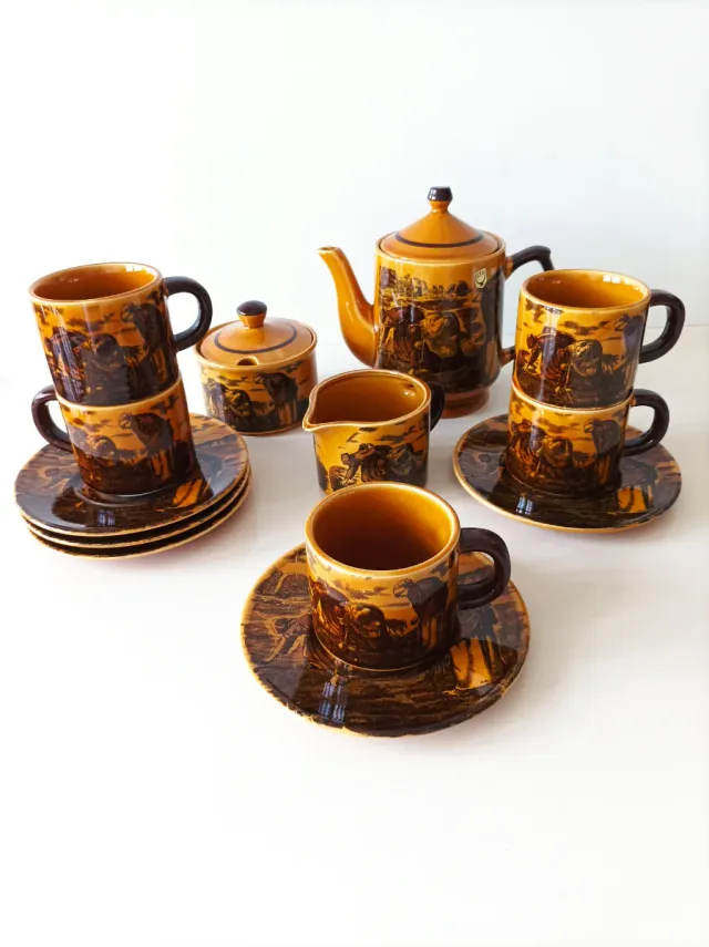 Set caffè o tè in ceramica smaltata
