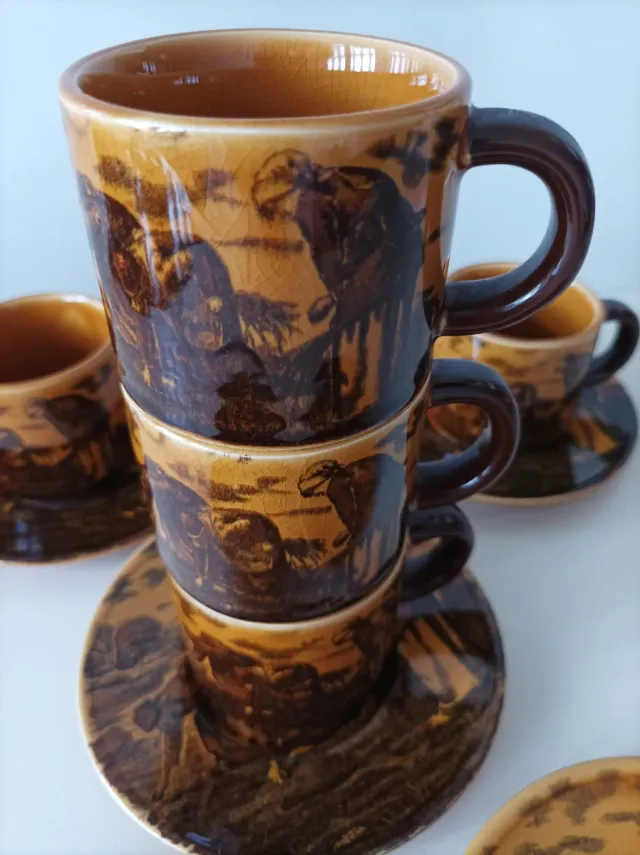 Set caffè o tè in ceramica smaltata