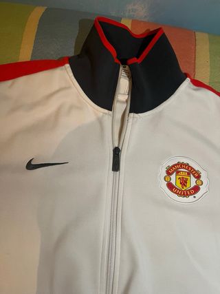 Sudadera Manchester United Nike Talla M