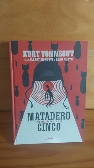 Matadero Cinco o La cruzada de los niños: Una d...
