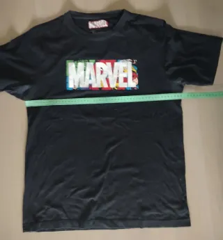Camiseta Marvel Pull & Bear Hombre Negra