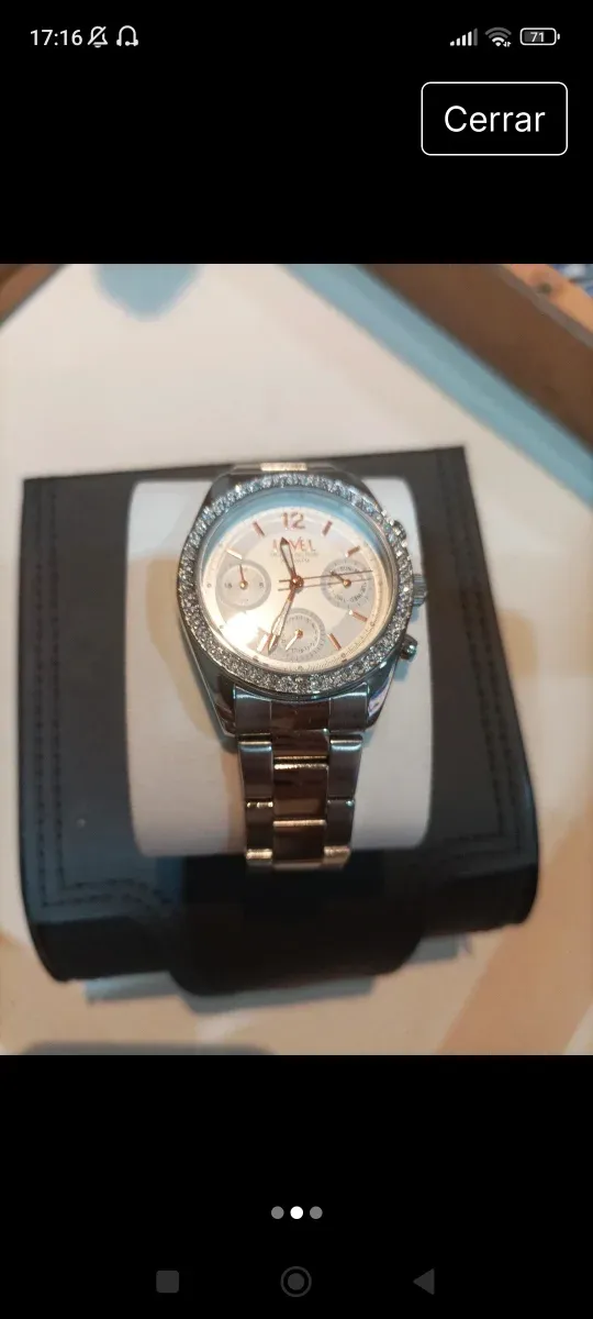 Reloj level Mujer Plata y Blanco.