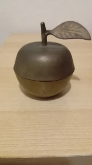 Cuenco vintage manzana