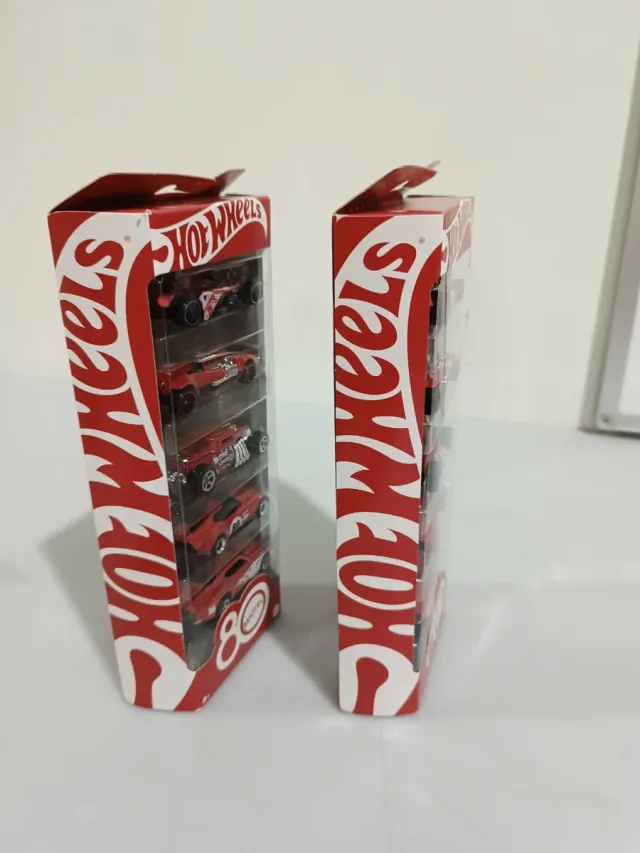 Hot Wheels Mattel 80 10 coches E1Y8782