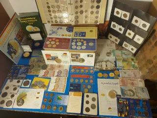 Colección Monedas, Billetes y Medallas
