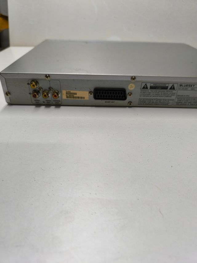 Lettore DVD Bluesky DV900