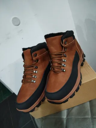 Scarponcini Trekking Uomo N.43