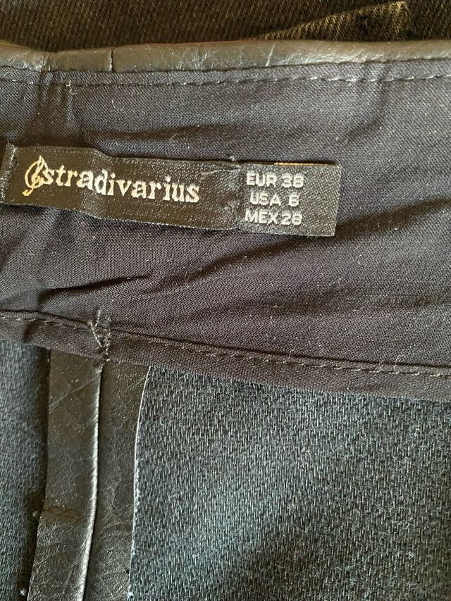 Falda polipiel Stradivarius Talla 38