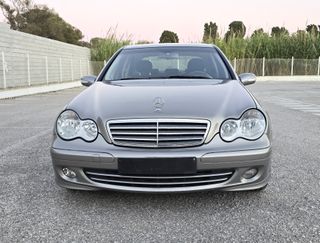 Mercedes-Benz Clase C 2004