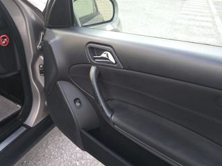 Mercedes-Benz Clase C 2004