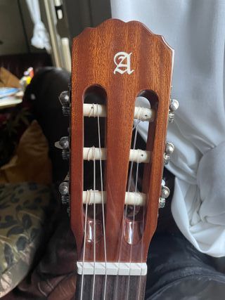 Guitarra Alhambra 1 C HT (Hybrid Terra)