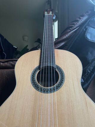 Guitarra Alhambra 1 C HT (Hybrid Terra)