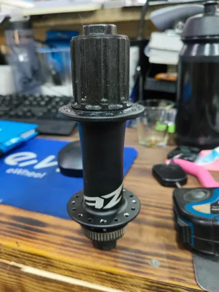 Cubo Shimano Zer Downhill