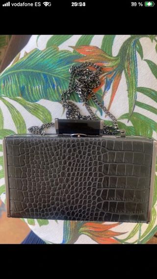 Bolso negro efecto piel cocodrilo