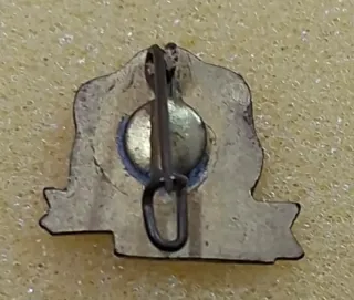 Pin insignia aguja Montesa Barcelona años 1960s