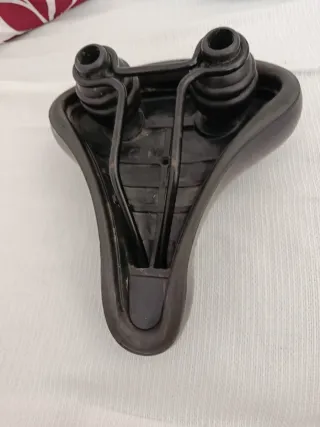 Sillín ROYAL SHOOK ABSORBER Negro