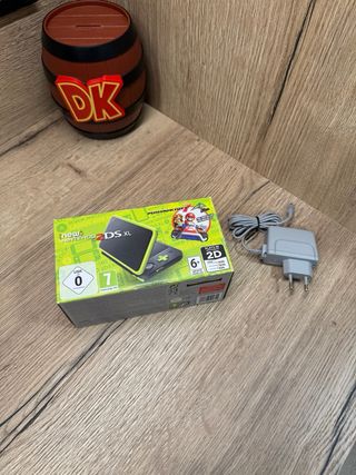 New Nintendo 2DS XL Edición Mario Kart + pokemon