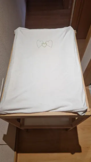 Mueble cambiador madera